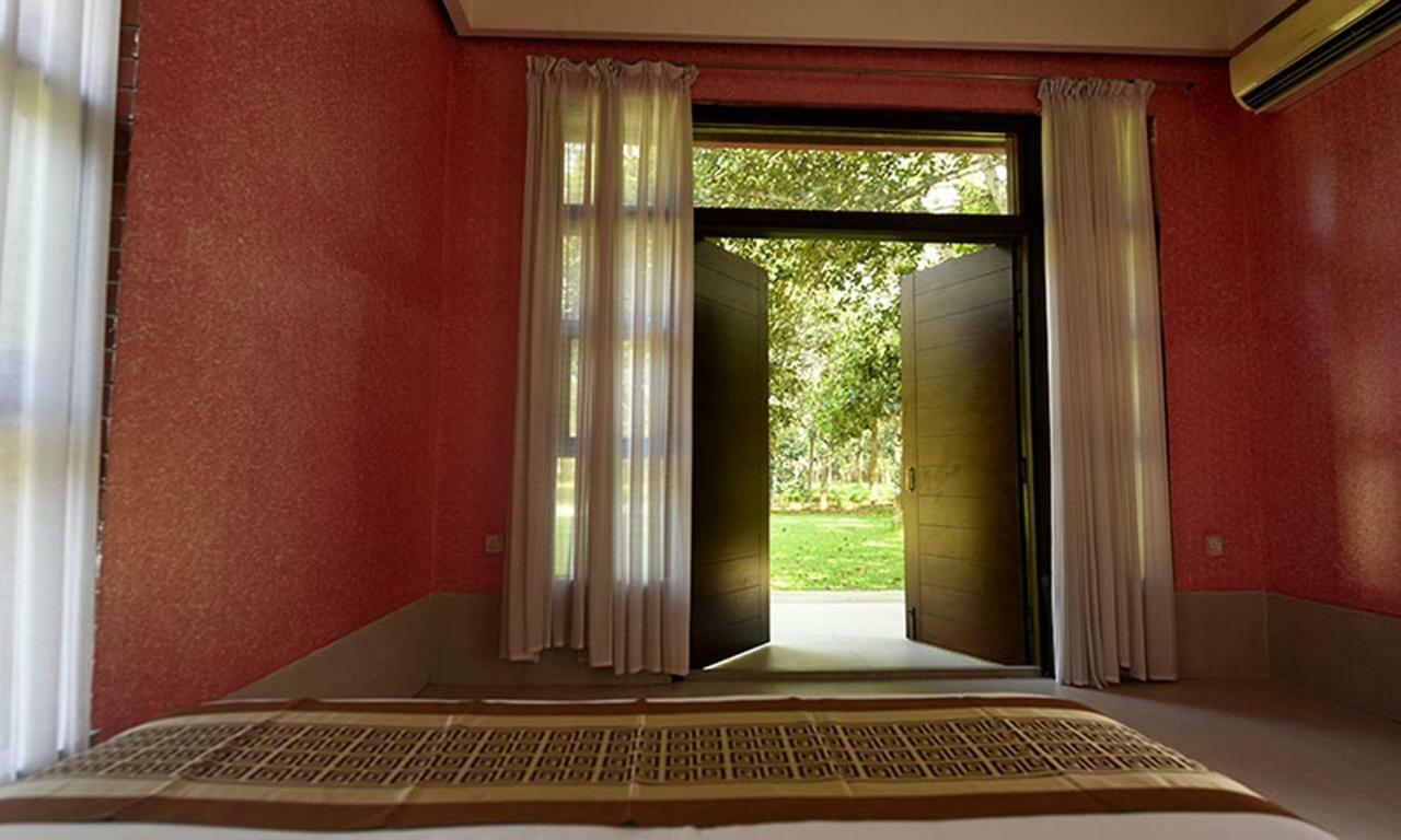 Sarah Resort Gazipur Bagian luar foto