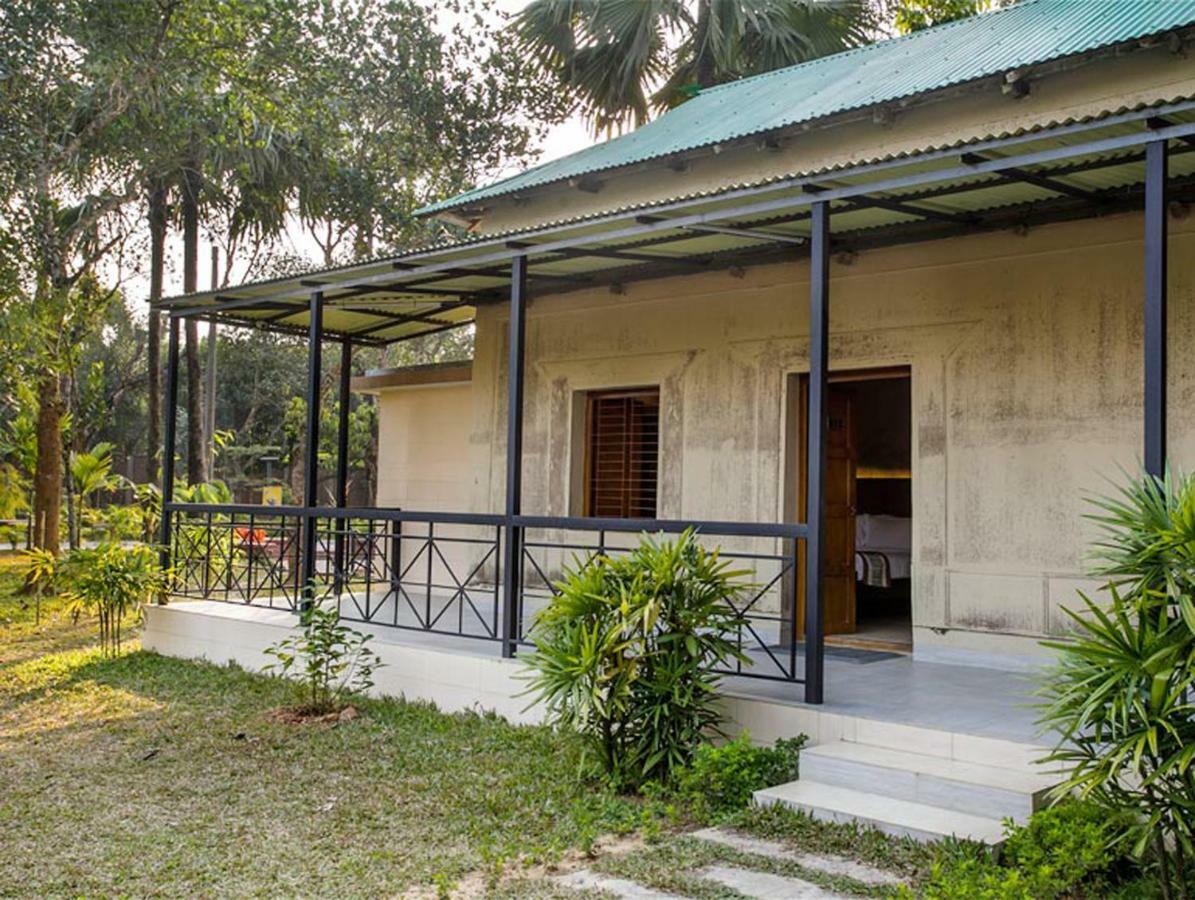 Sarah Resort Gazipur Bagian luar foto