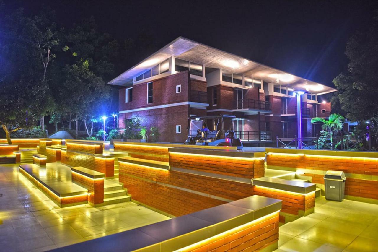 Sarah Resort Gazipur Bagian luar foto