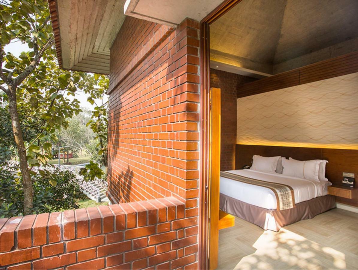 Sarah Resort Gazipur Bagian luar foto