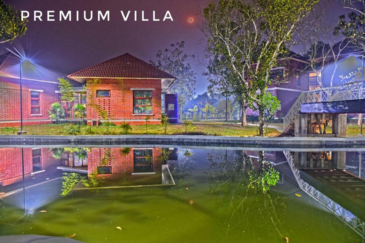 Sarah Resort Gazipur Bagian luar foto